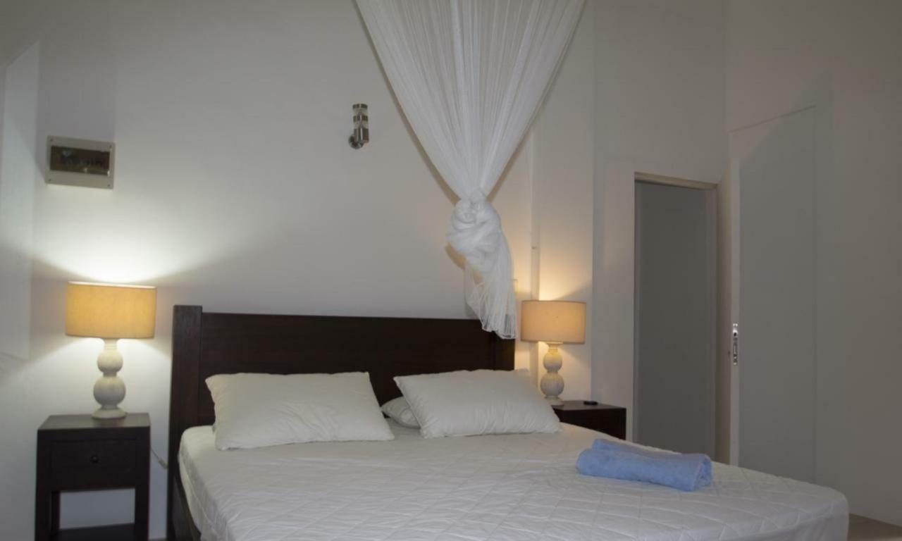 La Batie Selfcatering Apartment Beau Vallon  Exteriör bild