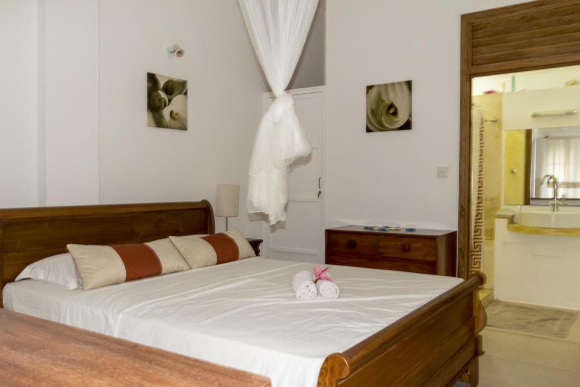 La Batie Selfcatering Apartment Beau Vallon  Exteriör bild