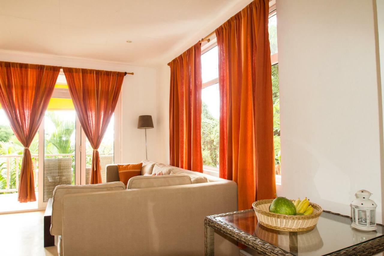 La Batie Selfcatering Apartment Beau Vallon  Exteriör bild